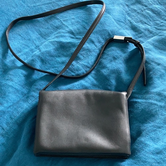 Auxiliary Leather Purse - Picture 2 of 4